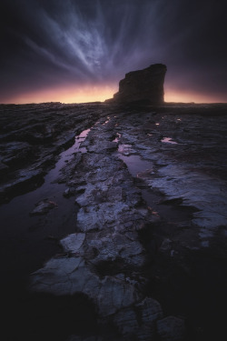 captvinvanity:  Michael Shainblum | Dark Energy