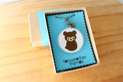 I just released six new necklace designs for my etsy shop, Fairweather Friends! They started with il