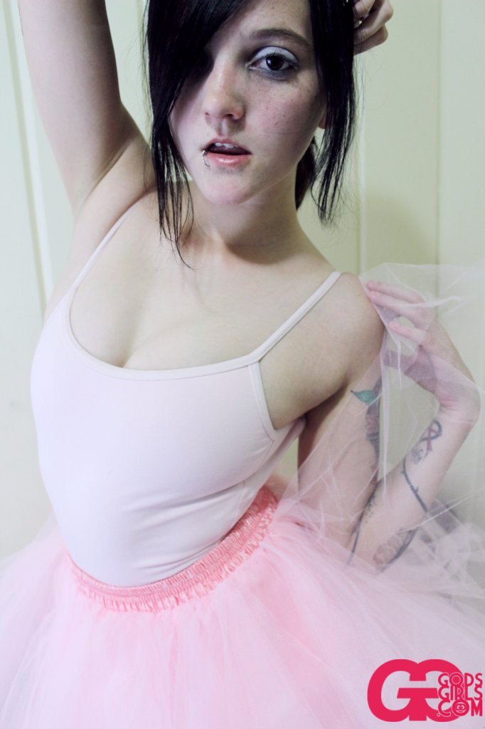kvltgg:  My (Kvlt’s) new Christmas set, “Nutcracker’s Princess,” is out
