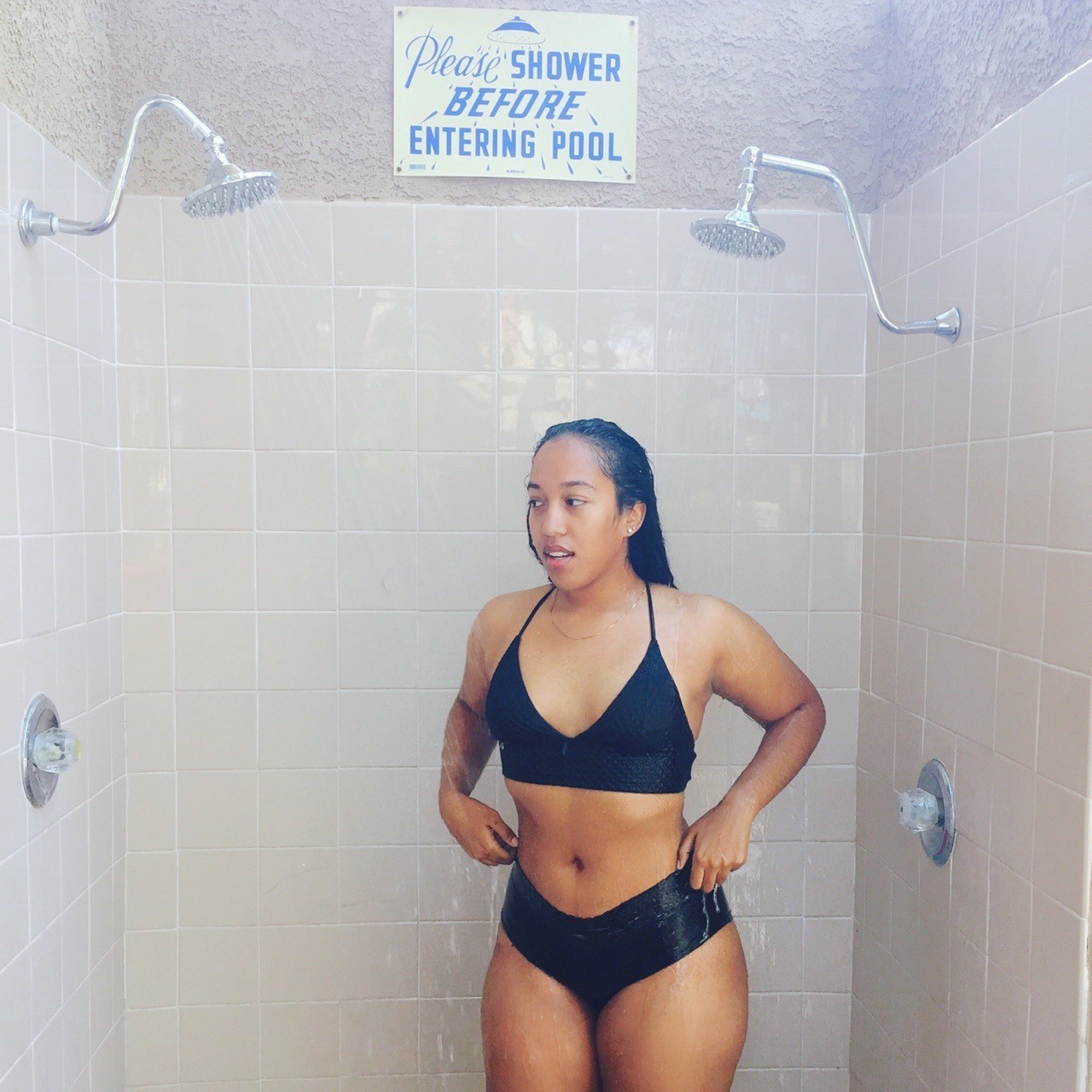 blackgirlsreverything:  FACE OF THE WEEK:http://khinnwe35.tumblr.com/