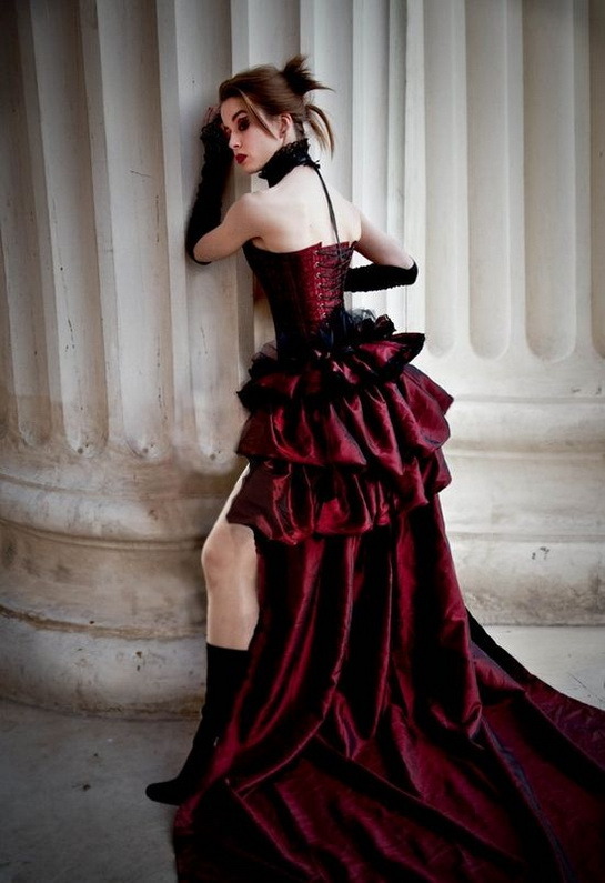steampunk-divas:  Steampunk http://steampunk-divas.tumblr.com/