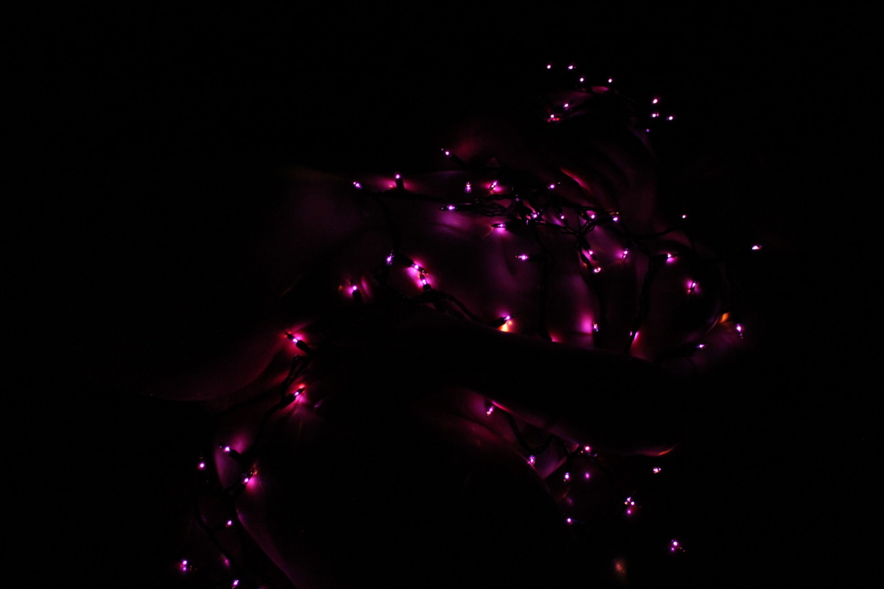 mysweetsoakedpanties:  Fall is here and I’m getting my Halloween decorations out,