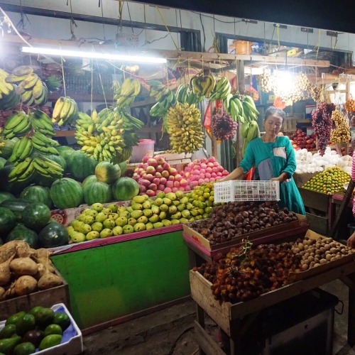 postcardsfromsarah: Night market in Pangkalan Bun, Indonesia.