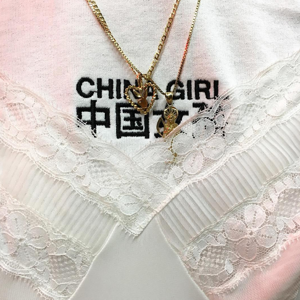 loveshocks:  https://www.instagram.com/p/BD8OlfBv8v8/