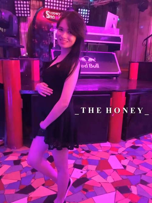 awekcomel: Hotmum Honey