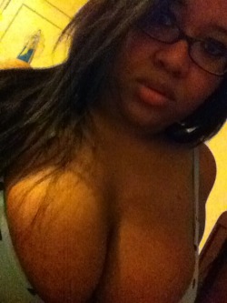 mythickisbeautiful:  “Titty Tuesday” If you have that lovely cleavage that keep guys looking down, let’s see it. http://mythickisbeautiful.com/submit