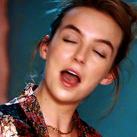 bargalaxies:villanelle + bathrobeskilling eve[1.05] i have a thing about bathrooms // [2.07] wide aw
