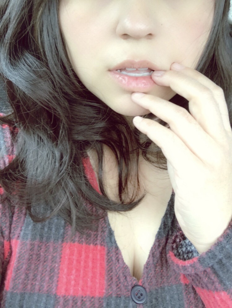 lapetitelapinecoquine:Big lips. Big hair.