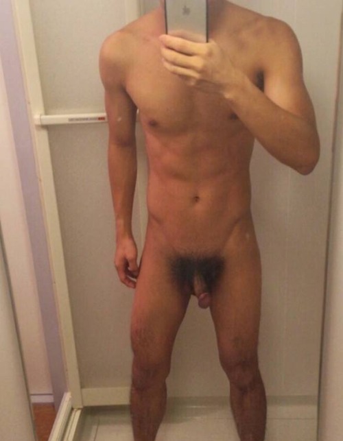 kwkw10: hkboysgocrazy: HK slim fit handsome bottom Wai (he’s 18+) #HKBoysGoCrazy - [HK/Cute Boy/Ori