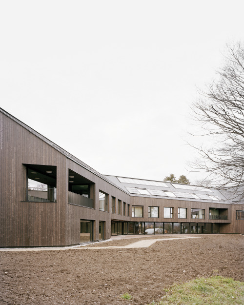 GNWA - Garden House, Saint-Prex 2020. A mix of housing units atop senior and mental health care faci