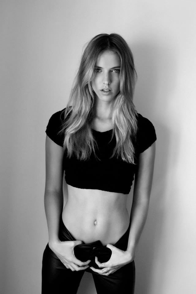 kardaan:    Lara Julia  
