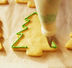 Foodtho:   Decorating Christmas Tree Cookies ✩  