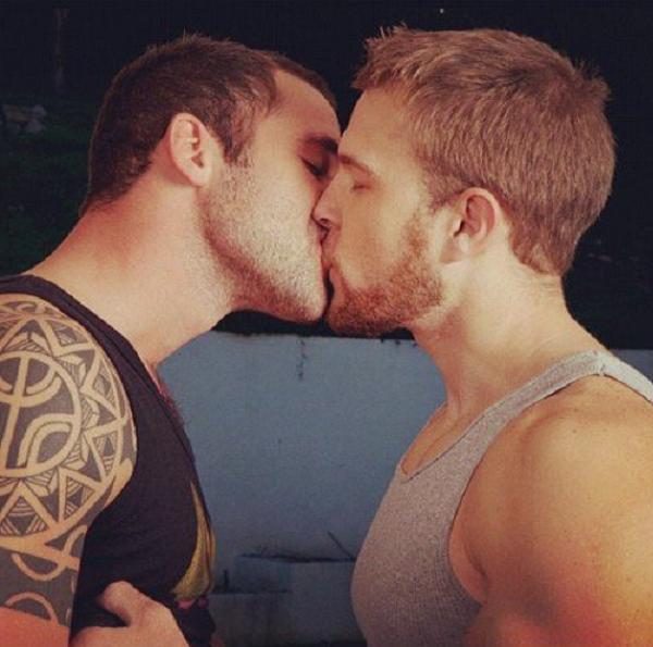 piledriveu:  u bros know how strongly i feel about tag team partners……..esp hairy