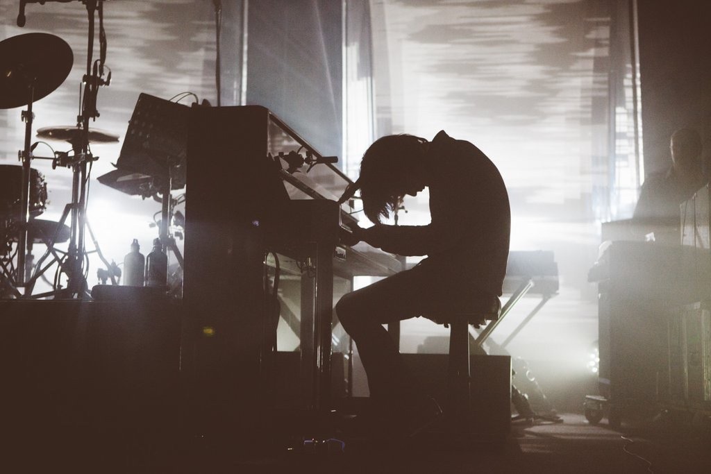 rad16head:  Radiohead 28/05/16 Roundhouse, London  Photos:  tw @bestfitmusic