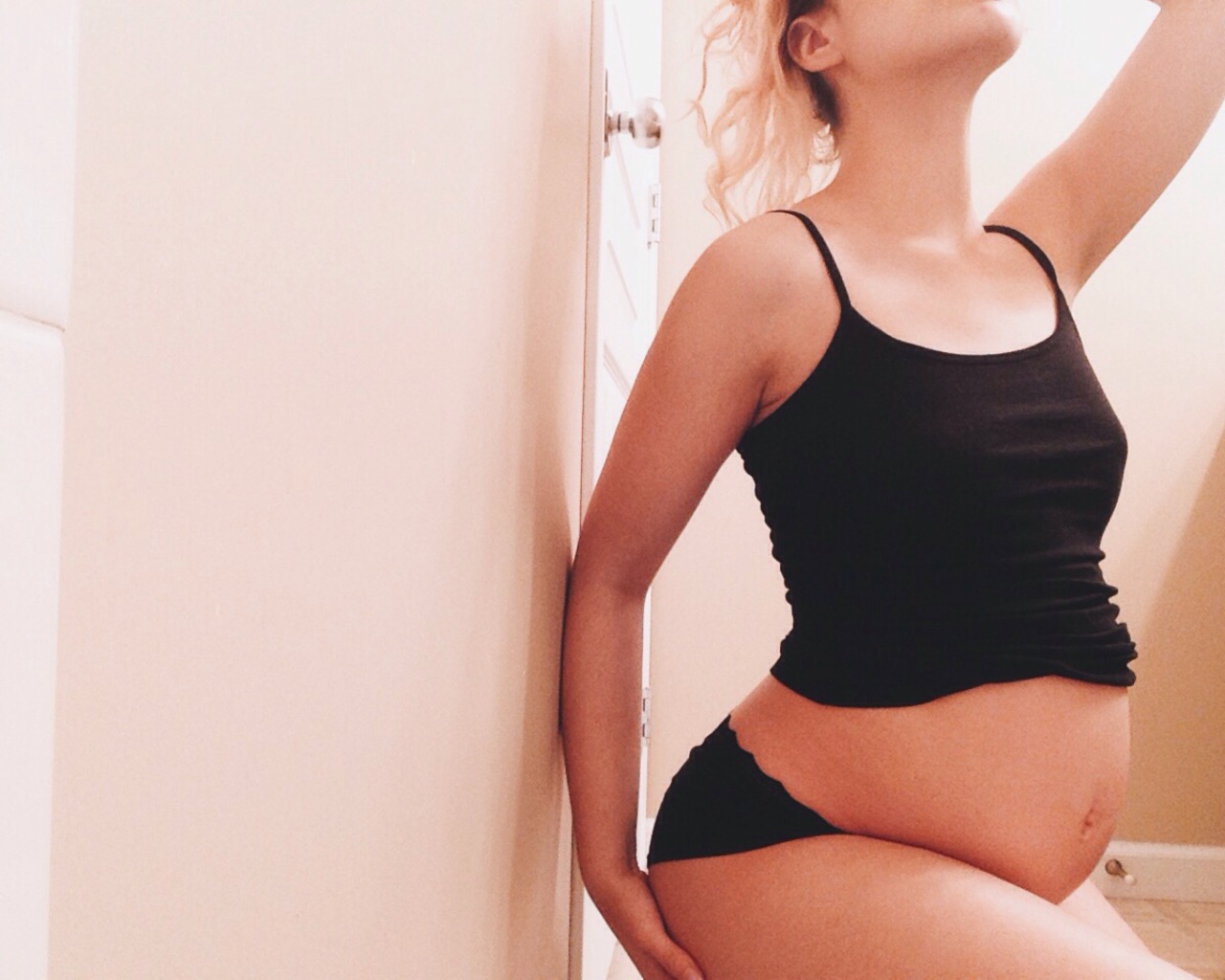 stuffedcutiepie:  Feeling round and full of delicious things. I kinda sorta wanna