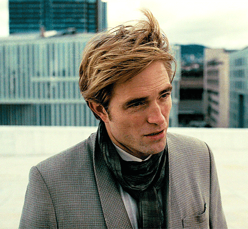 zacksnydered:Robert Pattinson as NeilTenet ( 2020 ) ─ Dir. Christopher Nolan