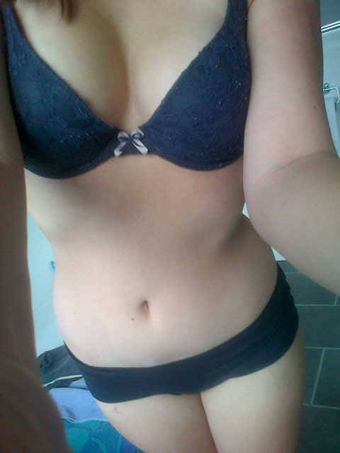 dailynudepics:  havent uploaded in ages so i thought ill give you some that i have uploaded recently to twitter for you if i get over 50 likes ill post my very first video, so its all up to you what you get