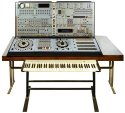 furtho:ASYZ synthesizer, Czechoslovakia,