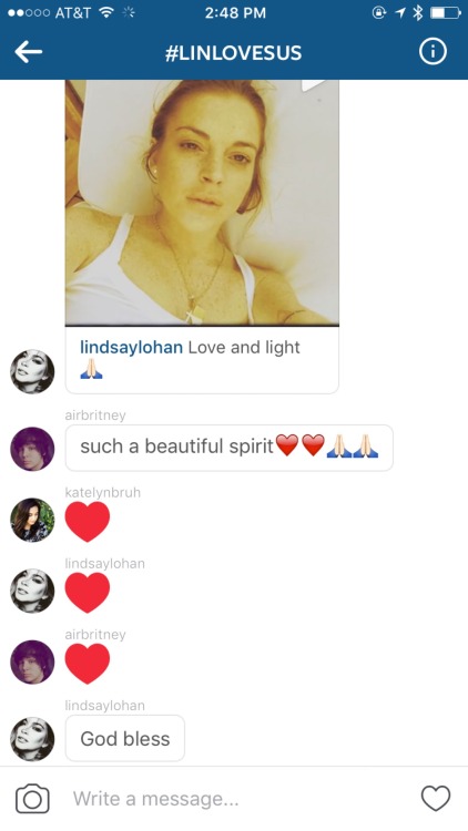plottwistiamlindsaylohan: my friends and I have a group chat with Lindsay Lohan on Instagram and sh