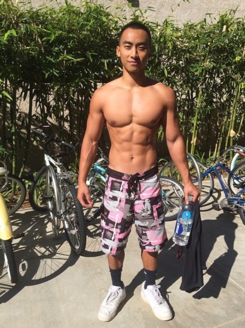 moreasiansplease: Here’s some more of this hot Chinese stud who shall remain anonymous.