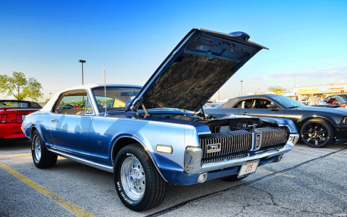 chadscapture:  1968 Mercury Cougar on Flickr.