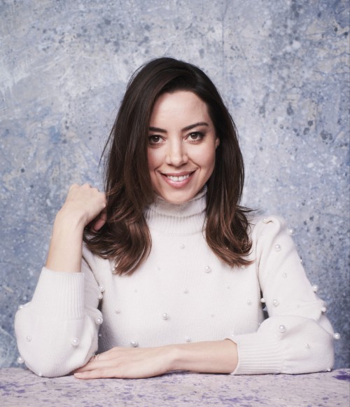 celebpicss:Aubrey Plaza 