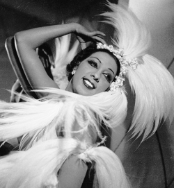 vintagegal:  Josephine Baker c. 1926