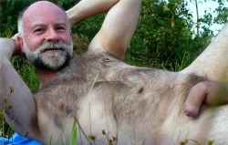 palesaladwombat:  maduro64: alanh-me: 141k+ follow all things gay, naturist and “eye catching”     Rico papi    Nice one with nice balls and nice and hairy 