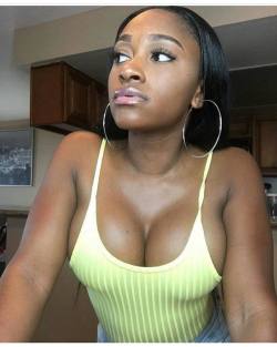 awesomeebony:  Find beautiful black women in your area!