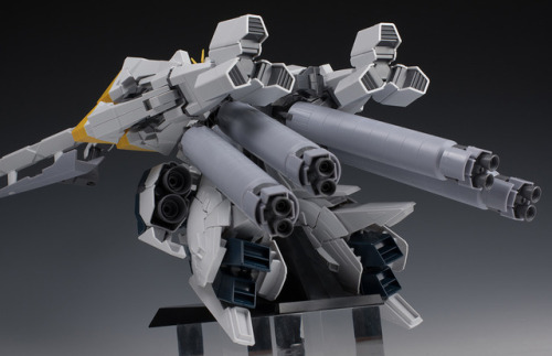 gunjap:  HGUC 1/144 RX-9/A NARRATIVE GUNDAM A-PACKS REVIEW: No.100 images, credithttp://www.gunjap.net/site/?p=343377