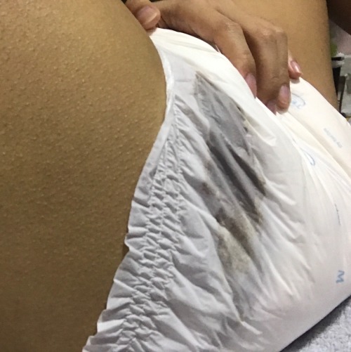 girlcollared: Daddy I think I need a change :(