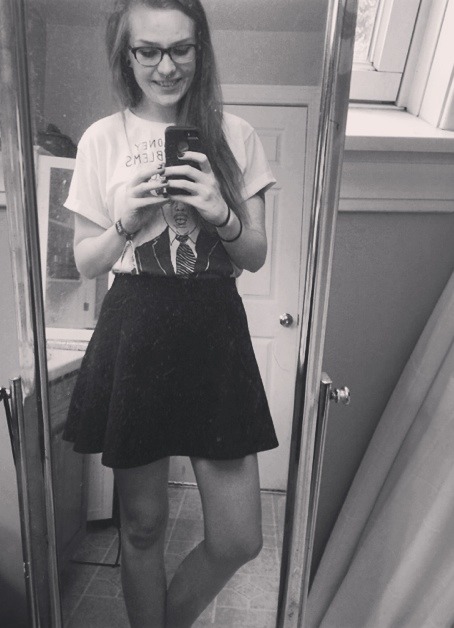 thataverageperson:  thataverageperson:  Bored AF so kik me?  Thtaverageperson  I miss my old house.