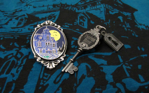 +Phantom Manor Pins +Many thanks to @galaad-spectre for the for the cameo pin! <3