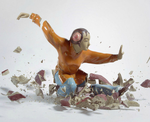 minicheck:  Photographer Martin Klimas’ breaking porcelain figurines. “From a height of three meters, porcelain figurines are dropped on the ground, and the sound they make when they hit trips the shutter release. The result: razor-sharp images of