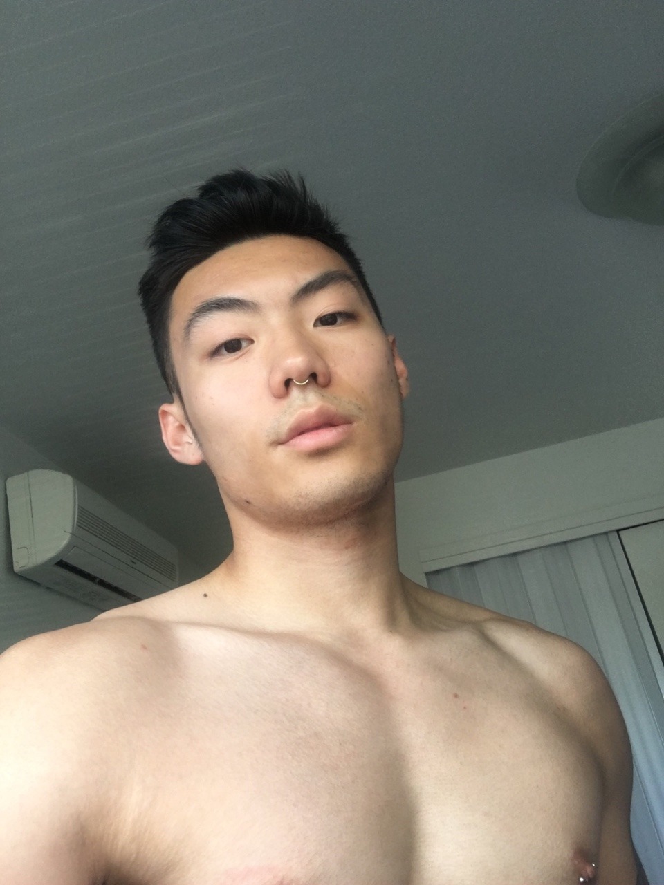 princeofseattle:Got shit on by my epi class but my skin cleared at least