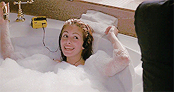 beaufortplace:  Get to know me meme: Romantic movies Pretty Woman (1990)  “So what