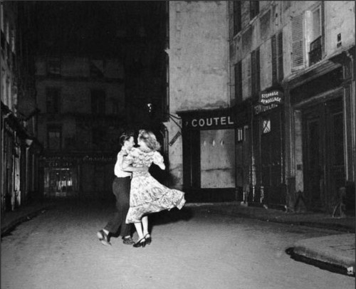 Dancing in the night. The last waltz,,July 14 1949 by Robert Doisneau