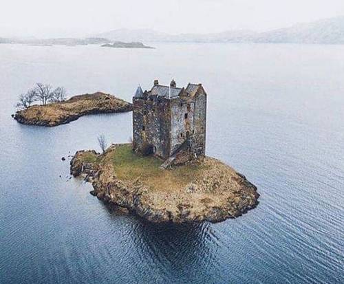 Castle Stalker - Scotlandhttps://Painted-Face.com/