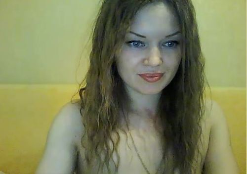 Jeune fille de 20 ans hyper sexy live show webcam tres hot ! 