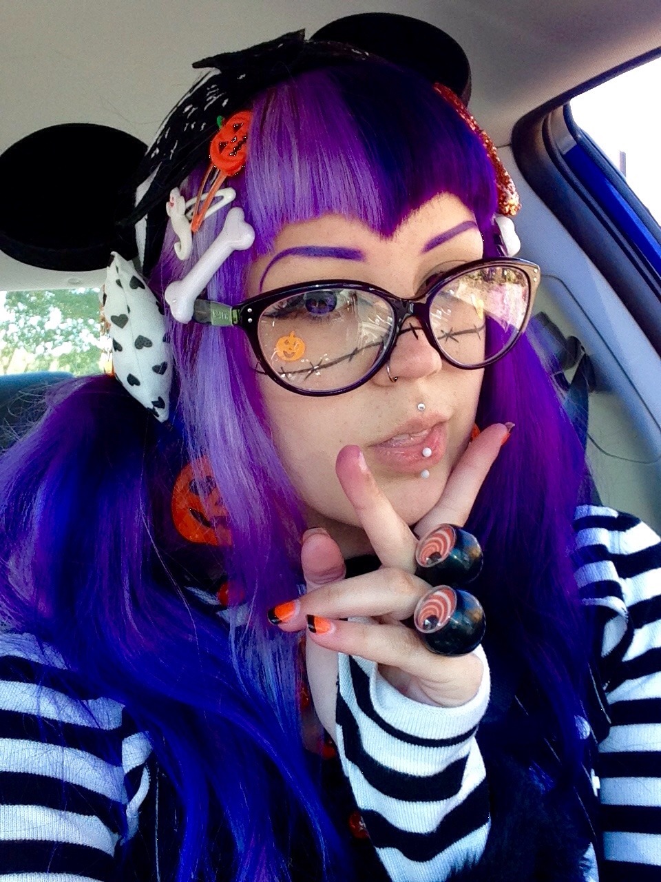 happyun-birthday:  happyun-birthday:  ;3;  The only time I miss the purple two tone
