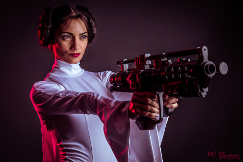 XXX tiefighters:  Princess Leia Cosplay by Ivy photo