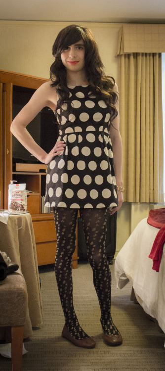 hgillmore:  Well Dressed Crossdressers and Transgendered Women 