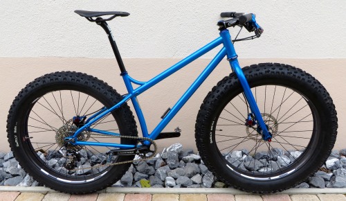 29inch: Ready For Winter 2014 Two years ago when Kris at 44 Bikes built my fat-bike, he wasn’t toole