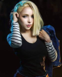 cosplaygonewild:  Android 18 (Dragon Ball)