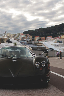 italian-luxury:  Pagani Zonda visits Cap