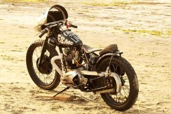 twowheelcruise:  life on a motorcycle 