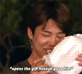 Hoseoks Gift To Jimin 