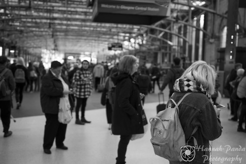 Glasgow Central Rush Hour