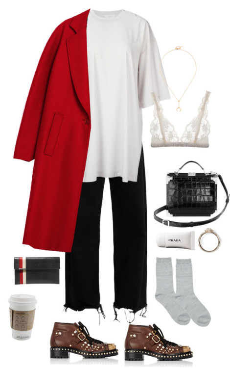 Boyish charm by citywolff featuring vintage pursesAstraet tee shirt dress / Red coat, $125 / Marques