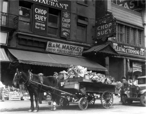 newyorkthegoldenage:Chinatown, 1934.Photo: Imogen Cunningham via imogencunningham.com &hellip;Ch